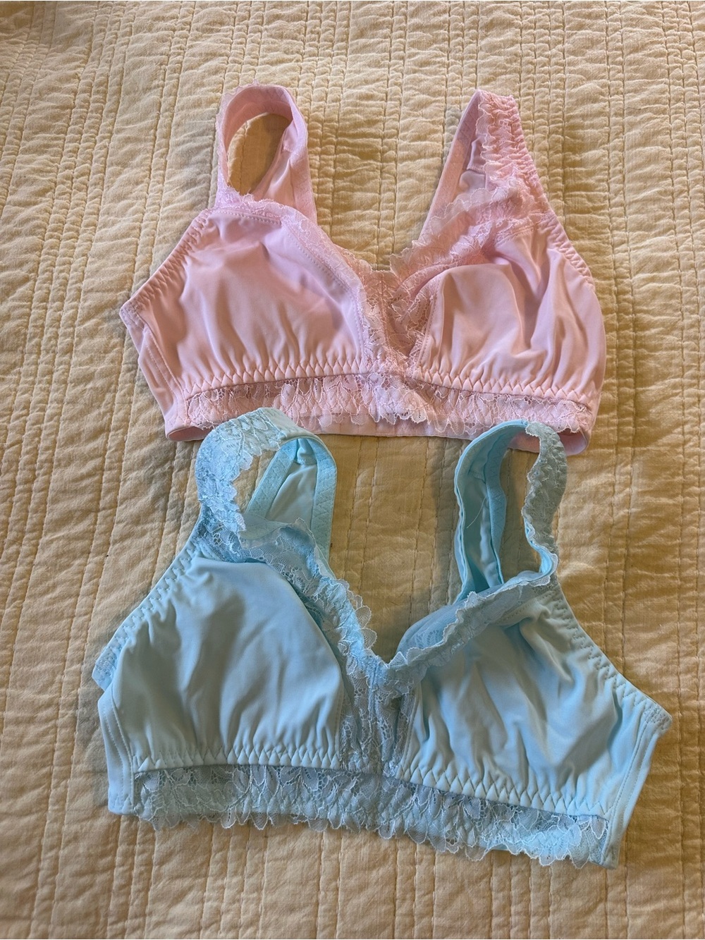 Breezies Lace Bralette Duo in Pink & Light Blue size Medium qty of 2